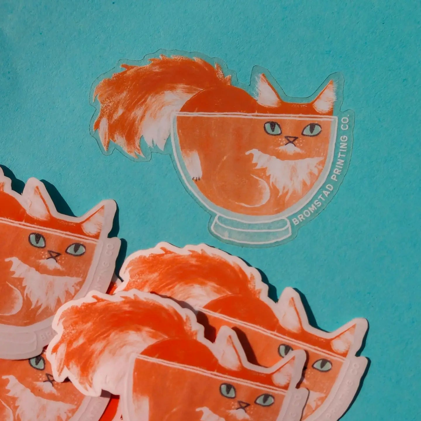 Bromstad Printing Co. 'Orange Cat' - Transparenter Aufkleber