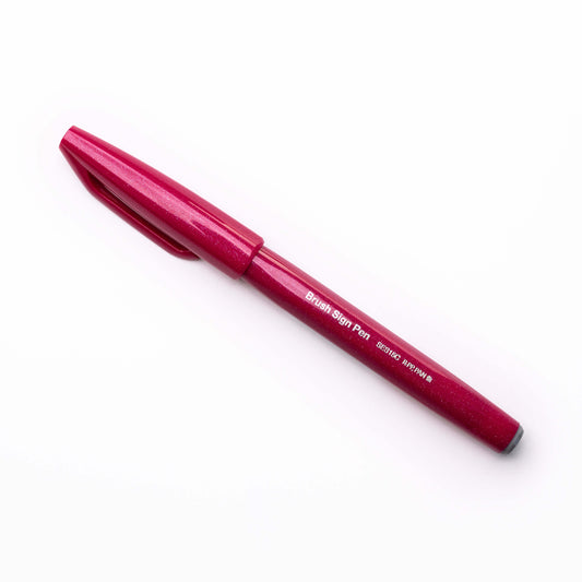 Pentel Pinselschild – Bordeauxrot