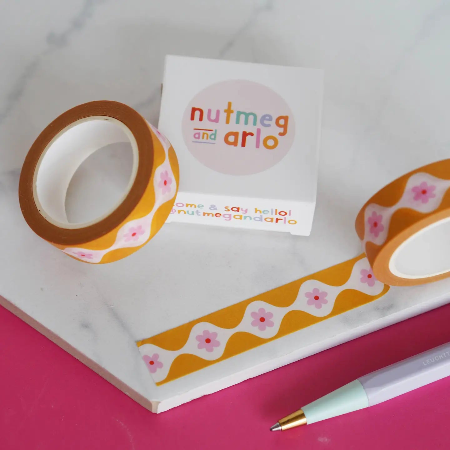 Washi Tape Gele Vloeiende Bloemen - Nutmeg and Arlo