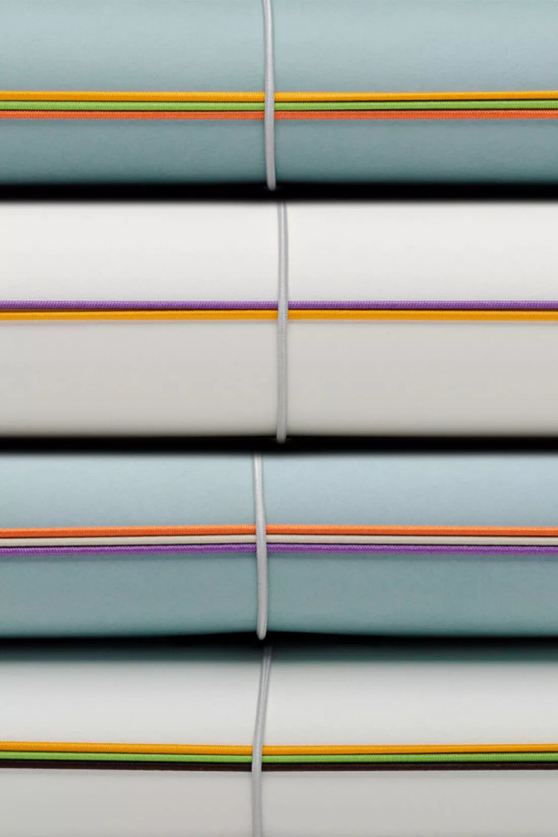 mishmash Log Cover - White