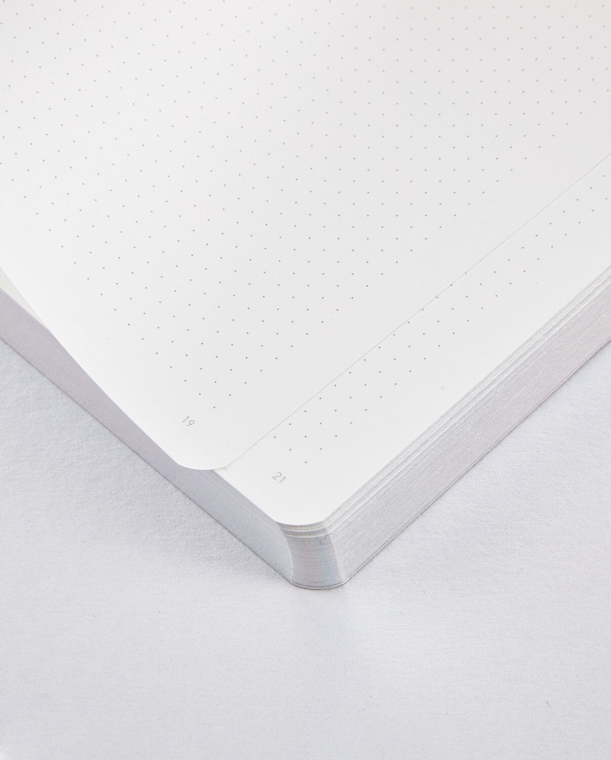 Nuuna Notitieboek Voyager L - Grey