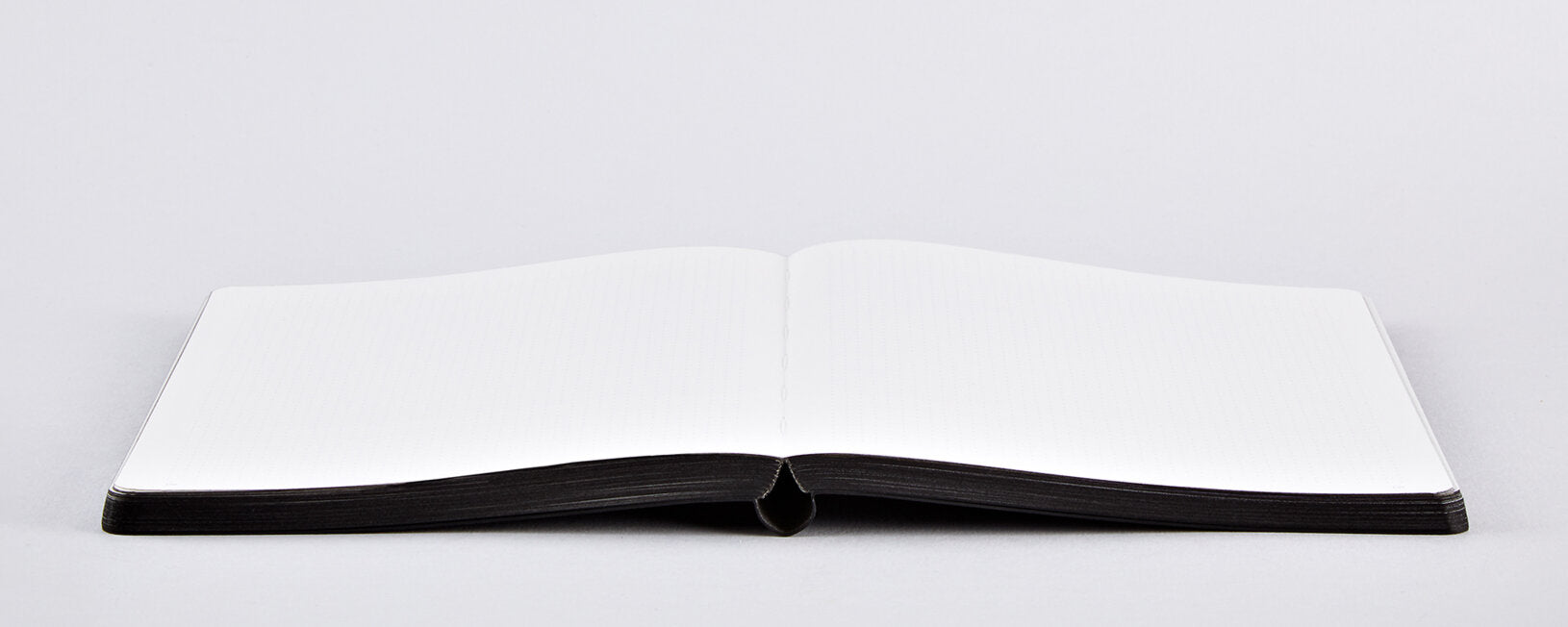 Nuuna Notitieboek Voyager L - Black