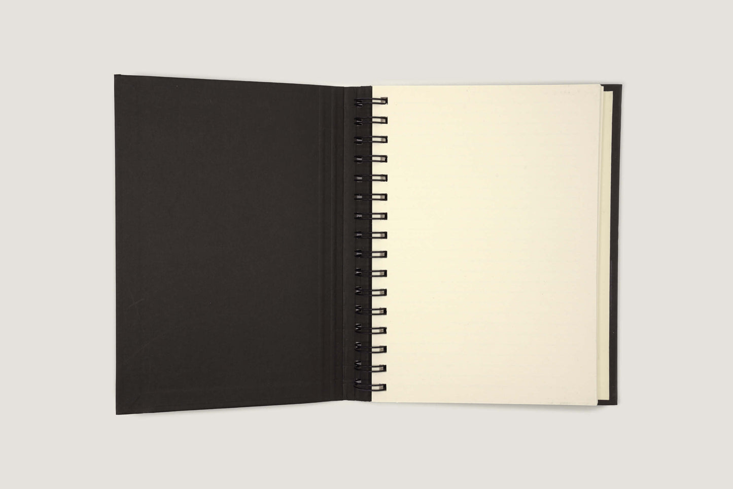hahnemuhle schetsdagboek a5 met ringband zwart binnenkant eerste pagina
