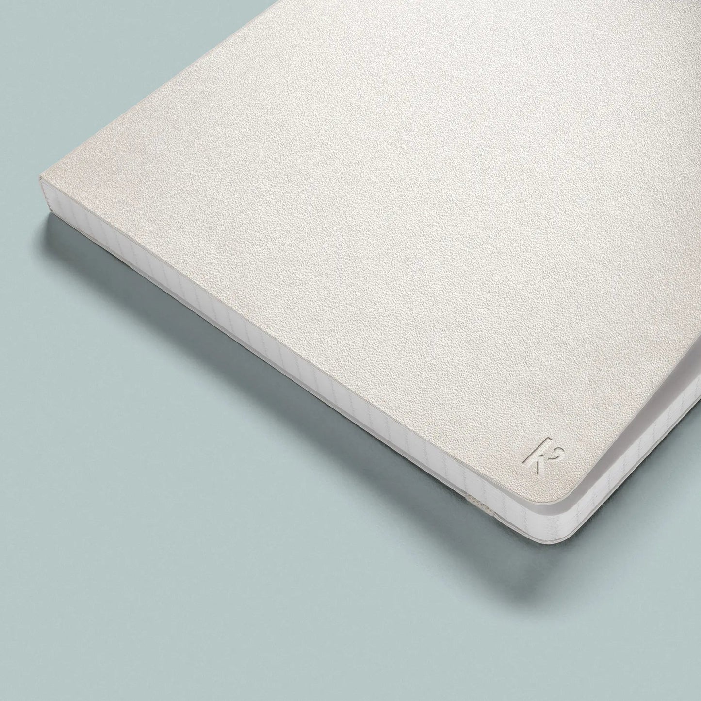 Karst Stone Paper Softcover Notitieboek Close up