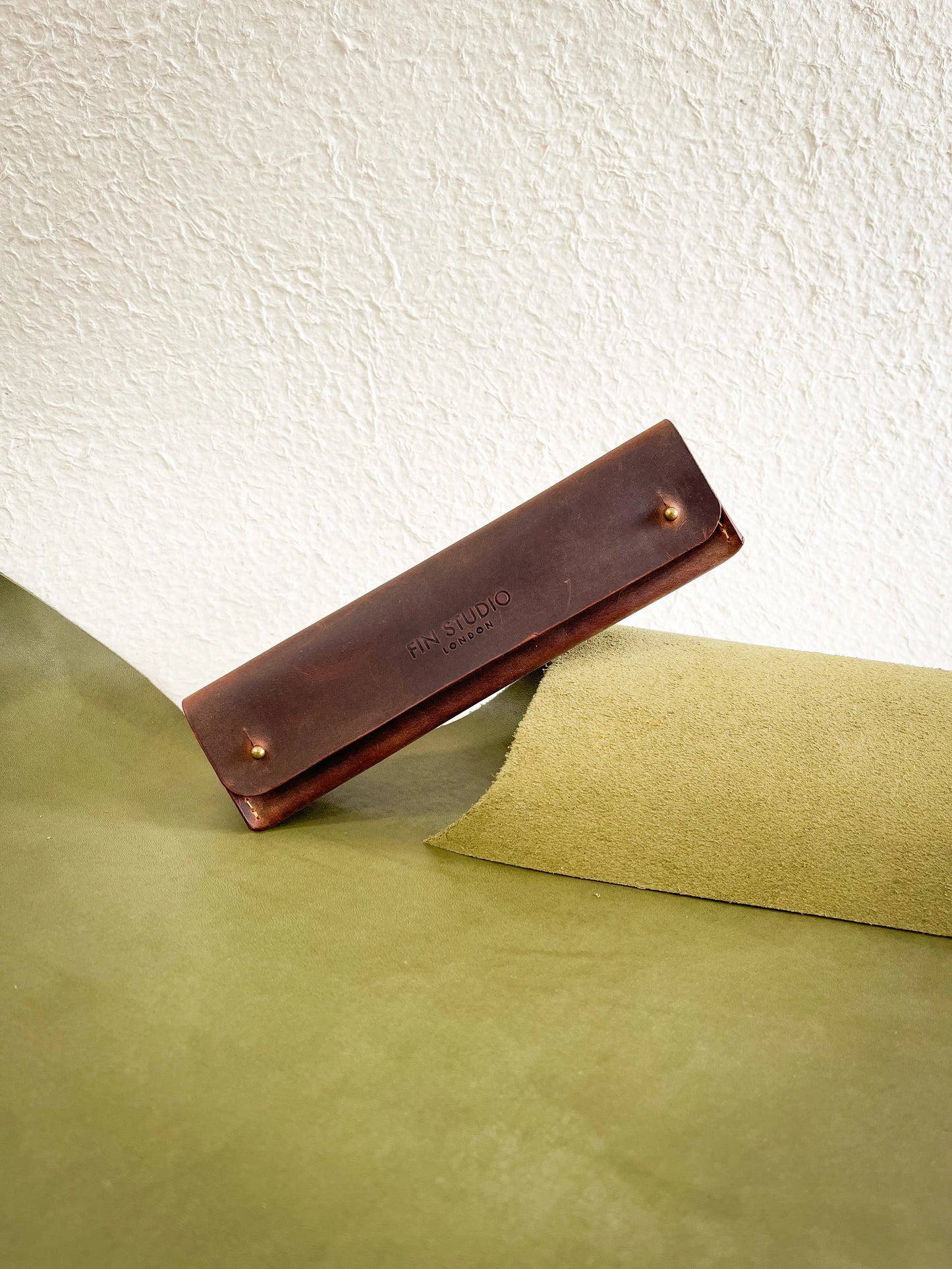 Fin Studio Leather Pouch - Brown