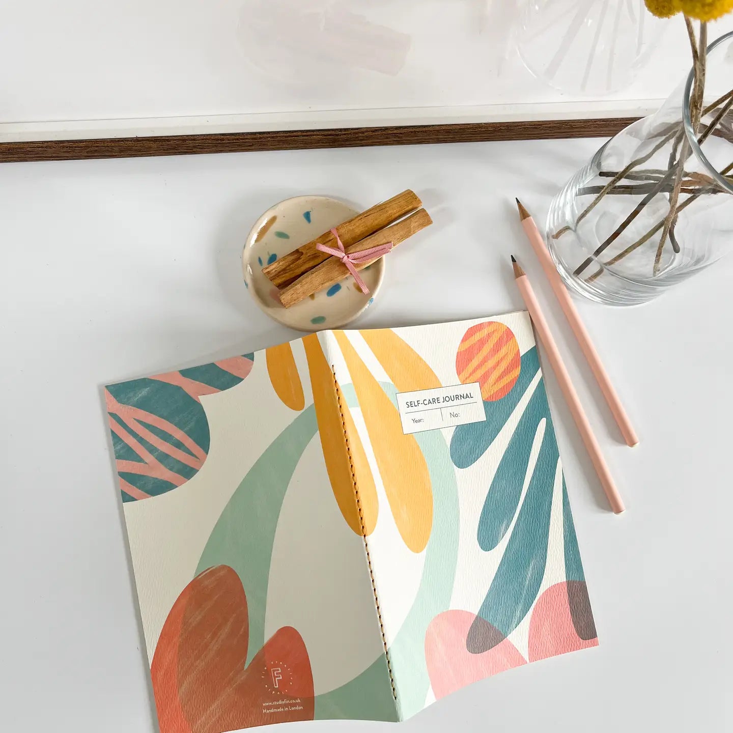 Fin Studio - Selfcare Notebook Nora