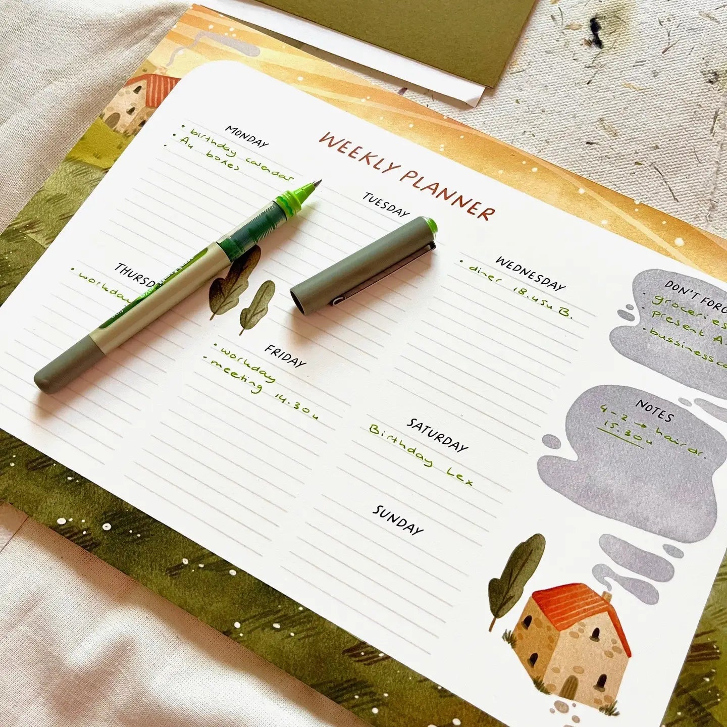 Nikki Dotti - Weekly deskplanner