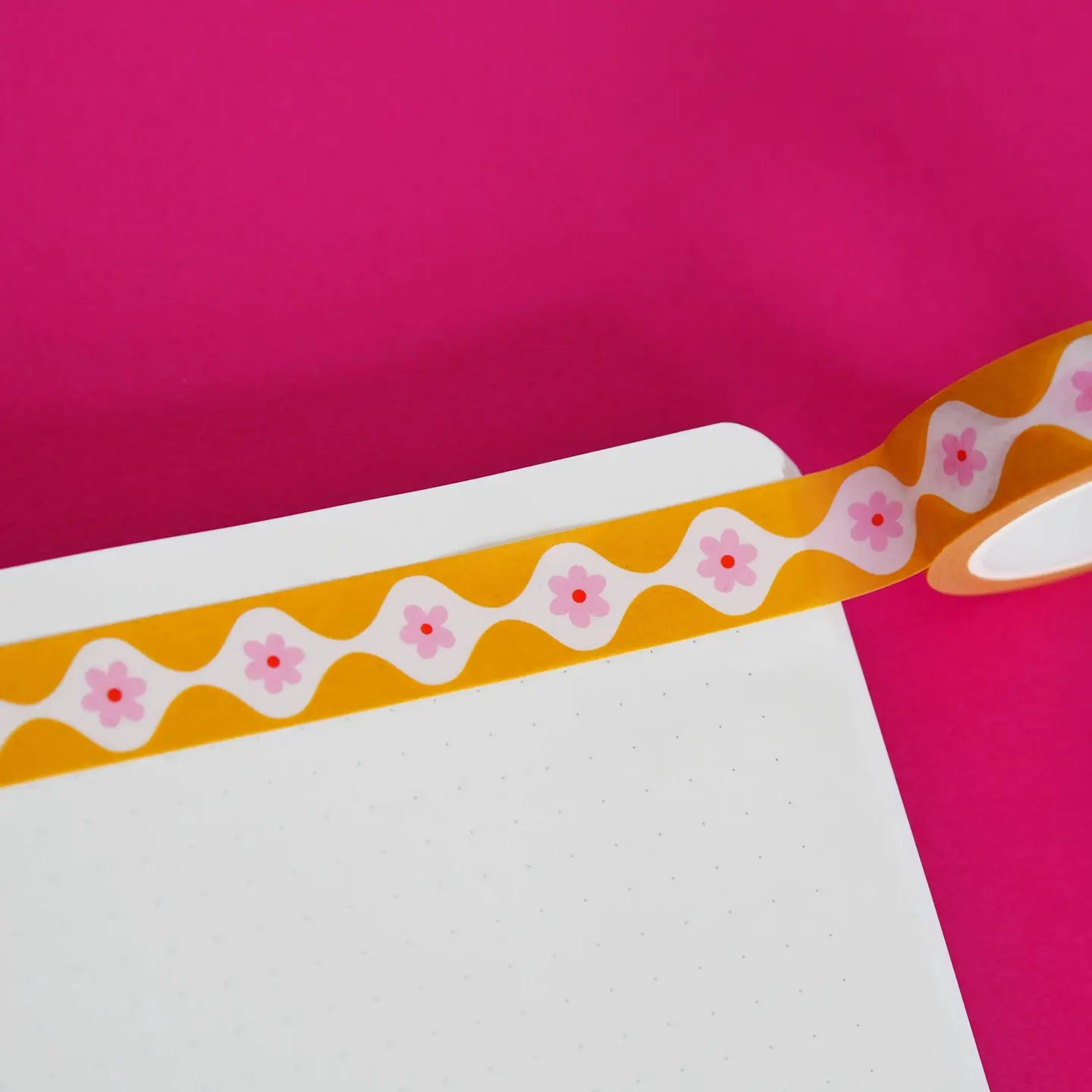 Washi Tape Gele Vloeiende Bloemen - Nutmeg and Arlo