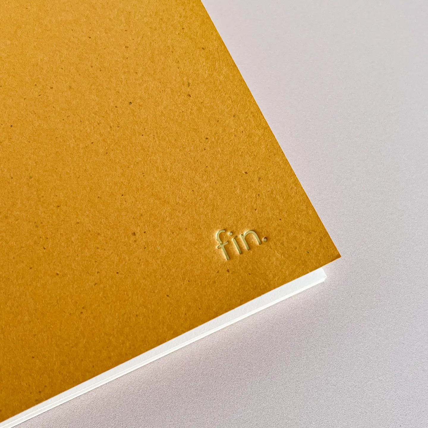 Fin Studio - G.F. Smith's Gmund Bierpapier Pils Notitieboek (Blanco)